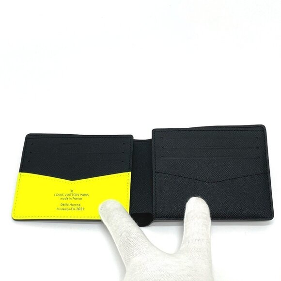 LOUIS VUITTON Brown Monogram Wallet - Picture 9 of 10